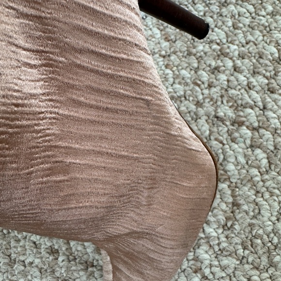 Gucci by Tom Ford Ruched Silk 4.5" Heeled Boots Ad Campaign Size 61/2 - Picture 9 of 16